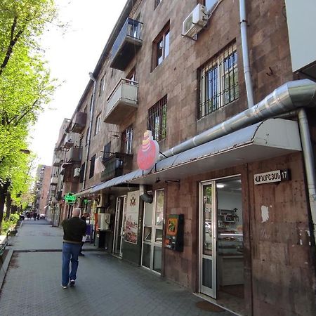 Appartment Lux, 2 Bedroom Erivan Dış mekan fotoğraf