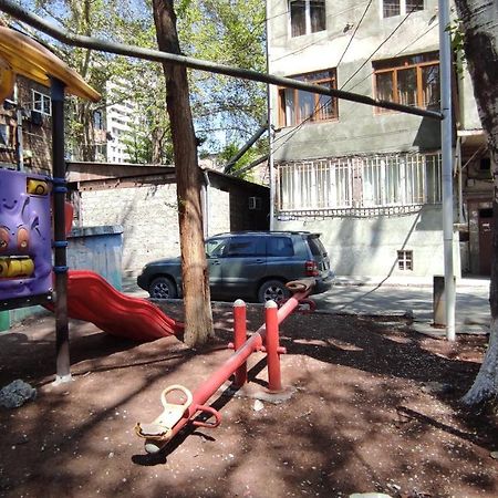Appartment Lux, 2 Bedroom Erivan Dış mekan fotoğraf