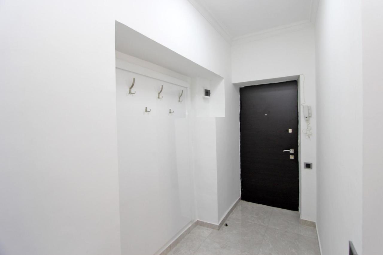 Appartment Lux, 2 Bedroom Erivan Dış mekan fotoğraf