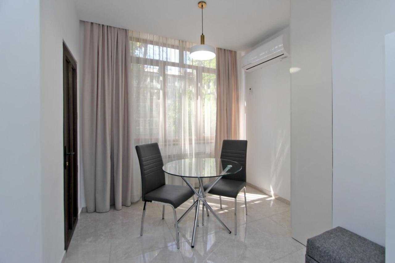 Appartment Lux, 2 Bedroom Erivan Dış mekan fotoğraf