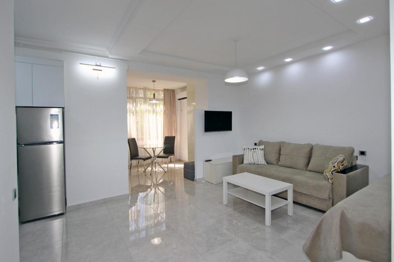 Appartment Lux, 2 Bedroom Erivan Dış mekan fotoğraf