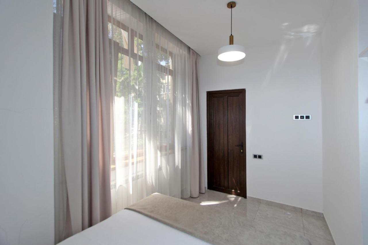 Appartment Lux, 2 Bedroom Erivan Dış mekan fotoğraf